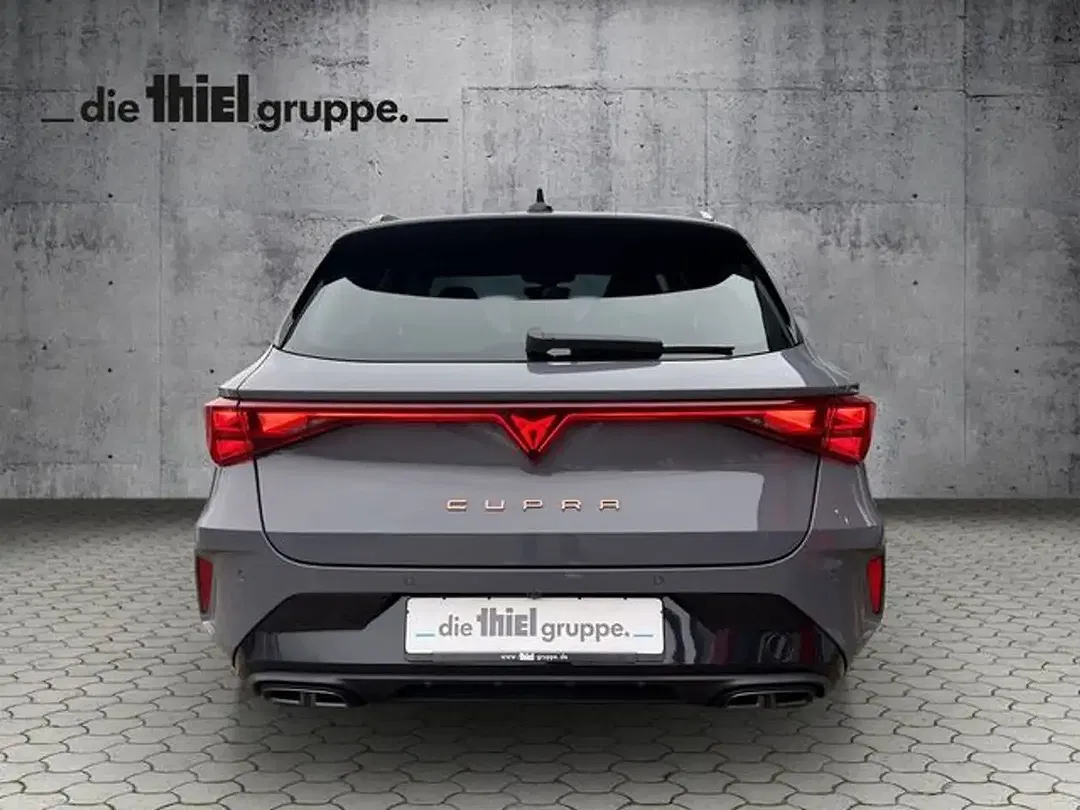 CUPRA Leon 1.5 eTSI DSG Sportstourer - Thumbnail 4