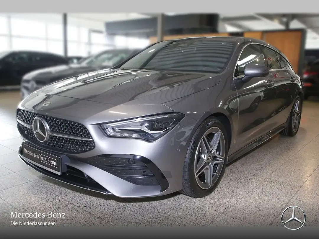 Mercedes-Benz CLA 200 AMG - Thumbnail 1