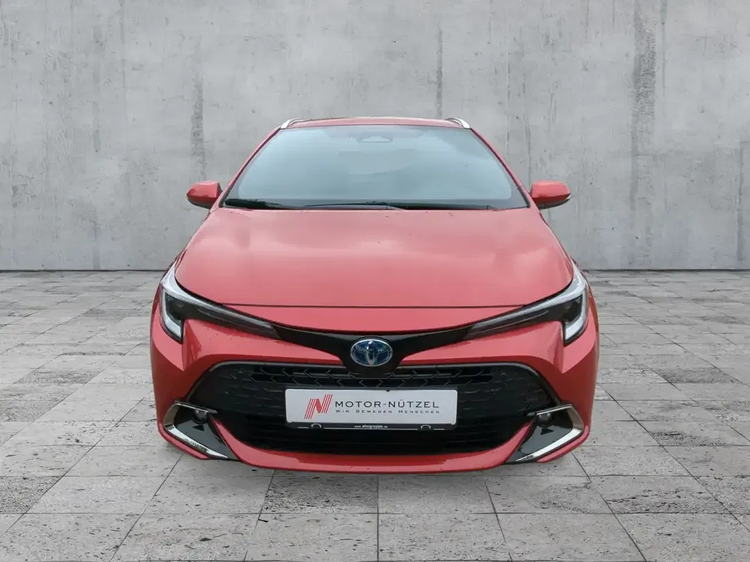 Toyota Corolla Hybrid Teamplayer - Thumbnail 3