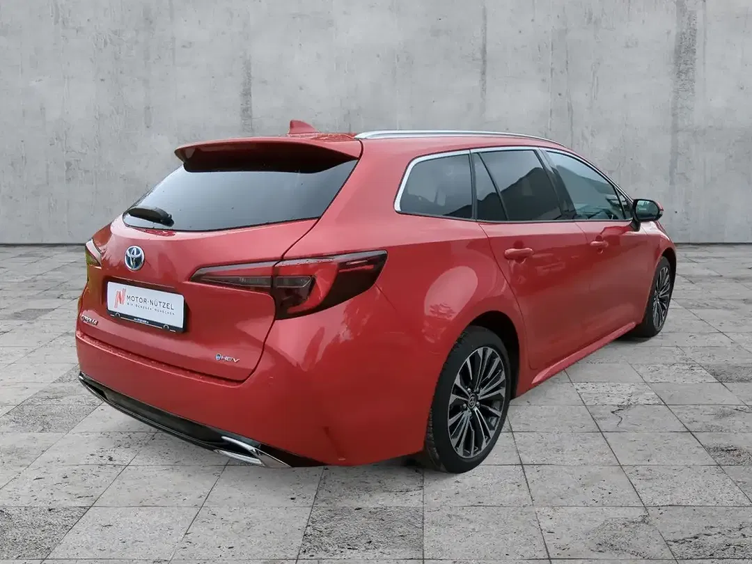 Toyota Corolla Hybrid Teamplayer - Thumbnail 6