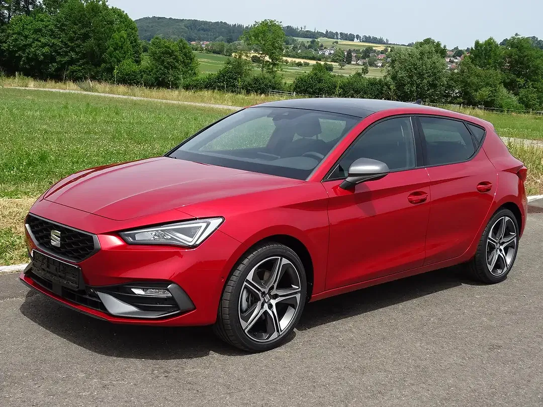SEAT Leon 2.0 TSI DSG FR - foto 1