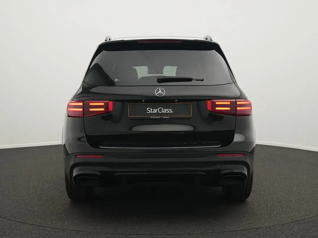 Mercedes-Benz GLB 200 Night AMG Line - Thumbnail 4