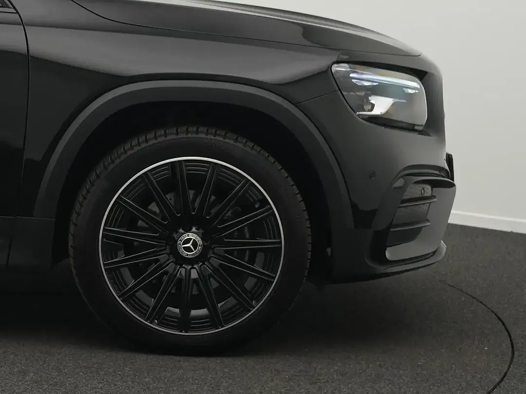 Mercedes-Benz GLB 200 Night AMG Line - Thumbnail 8