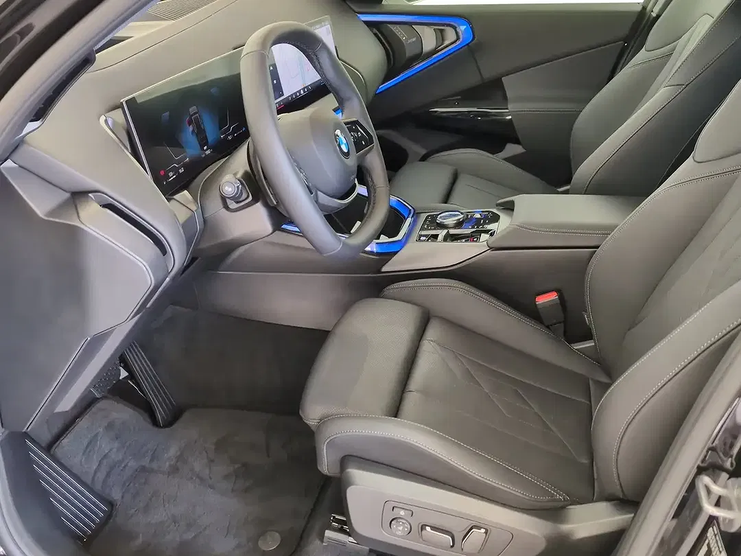 BMW X3 xDrive - Thumbnail 3