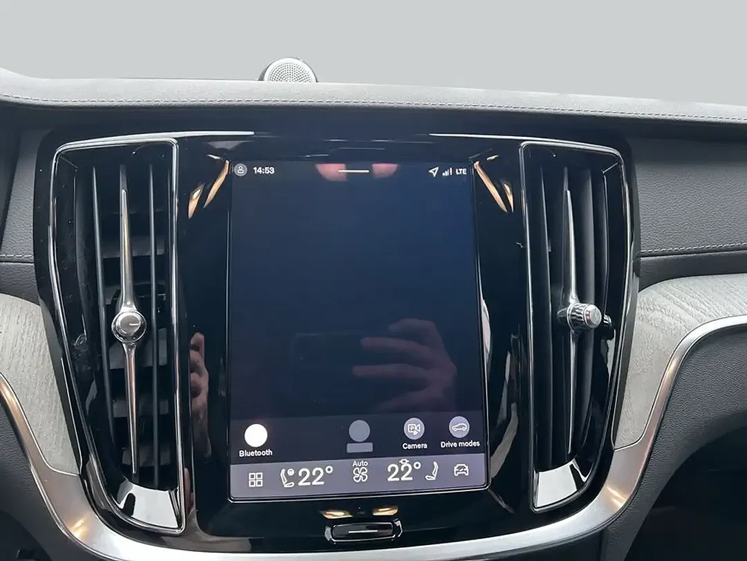 Volvo V60 T8 PHEV Hybrid AWD Ultra Dark - Thumbnail 14