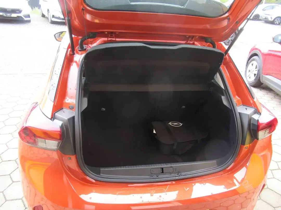 Opel Corsa - foto 12