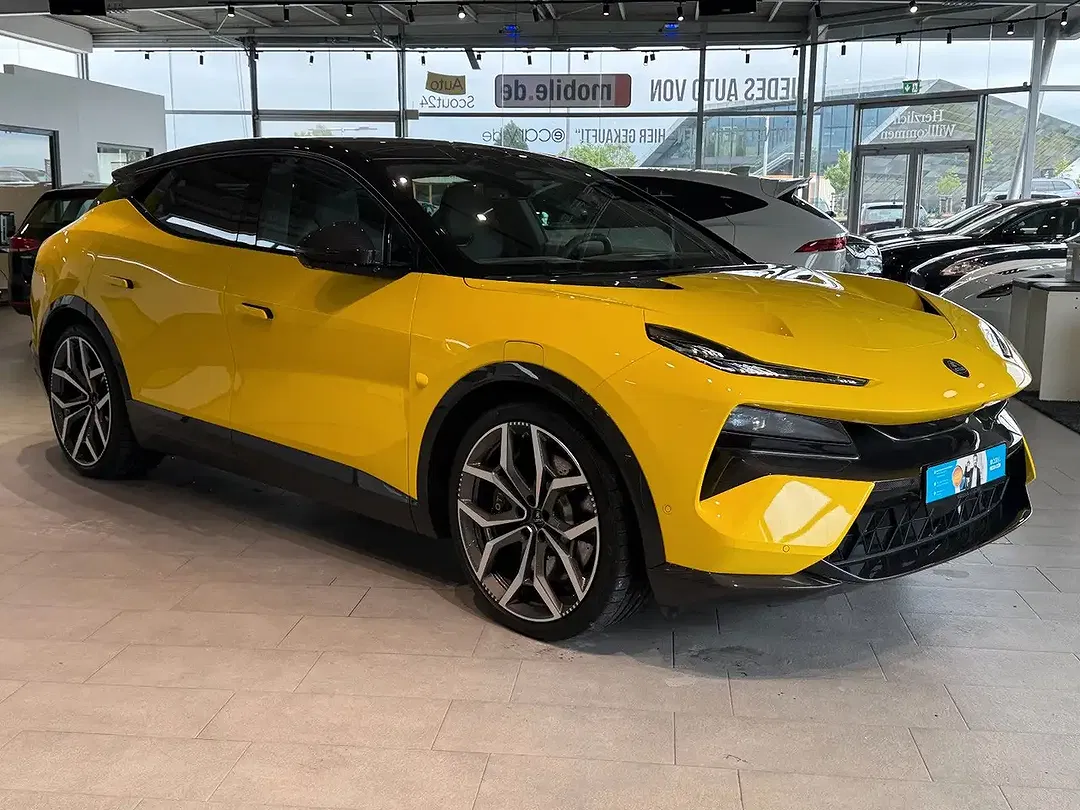 Lotus Eletre 675 R - Thumbnail 6