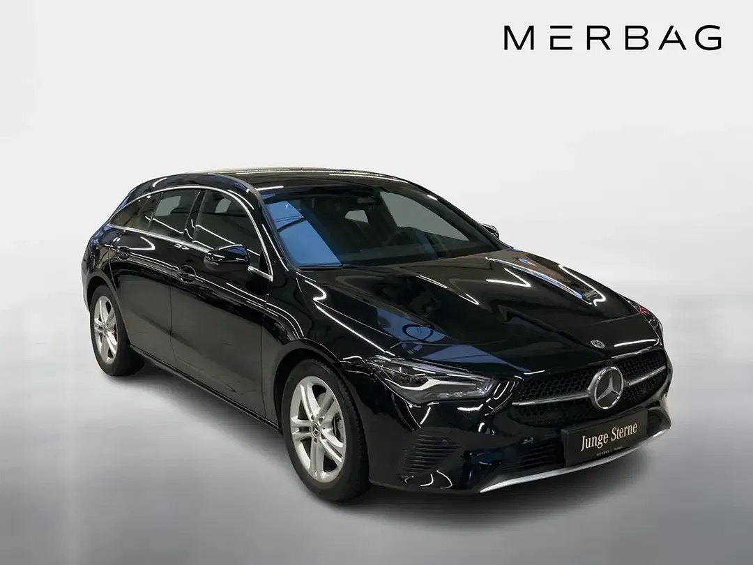 Mercedes-Benz CLA 180 - Thumbnail 4