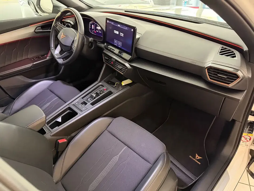 CUPRA Formentor PHEV - Thumbnail 13