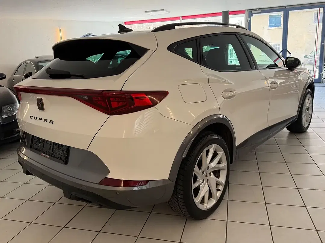 CUPRA Formentor PHEV - Thumbnail 7