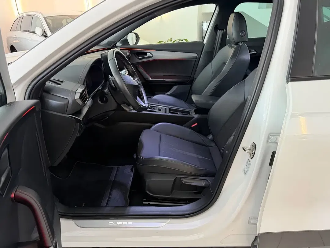 CUPRA Formentor PHEV - Thumbnail 9