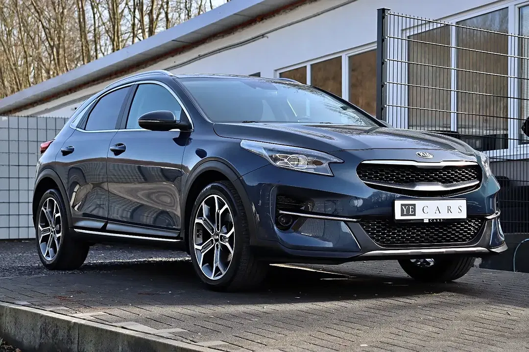 Kia XCeed AMT Vision - Thumbnail 3