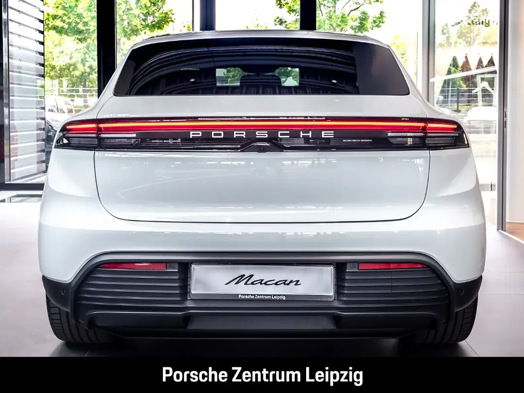 Porsche Macan Sport Chrono - Thumbnail 5