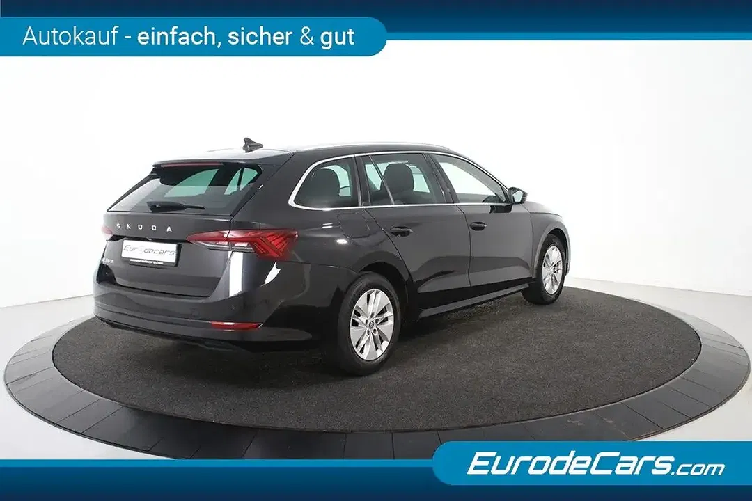 Skoda Octavia Combi Clever - Thumbnail 11