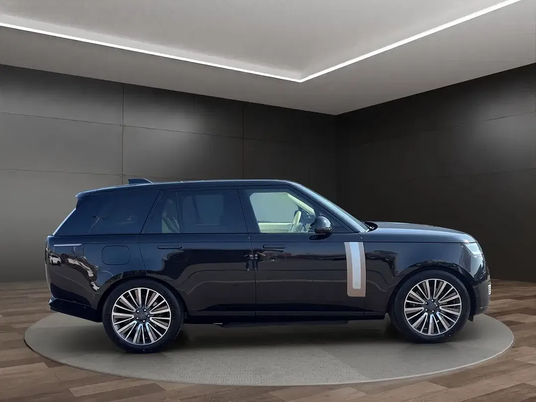 Land Rover Range Rover P550e 3.0 PHEV Hybrid SV SWB - Thumbnail 3
