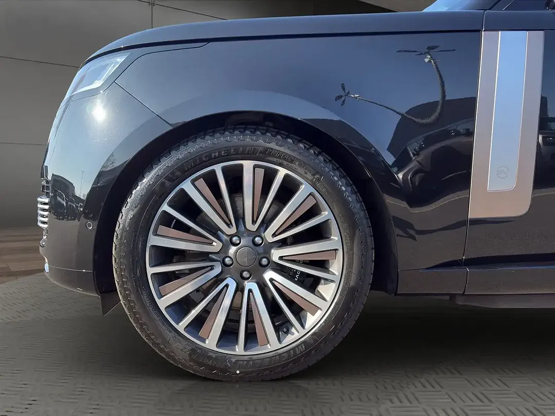 Land Rover Range Rover P550e 3.0 PHEV Hybrid SV SWB - Thumbnail 9