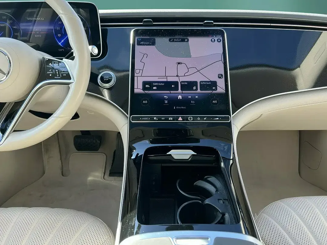 Mercedes-Benz EQS 450 - Thumbnail 12