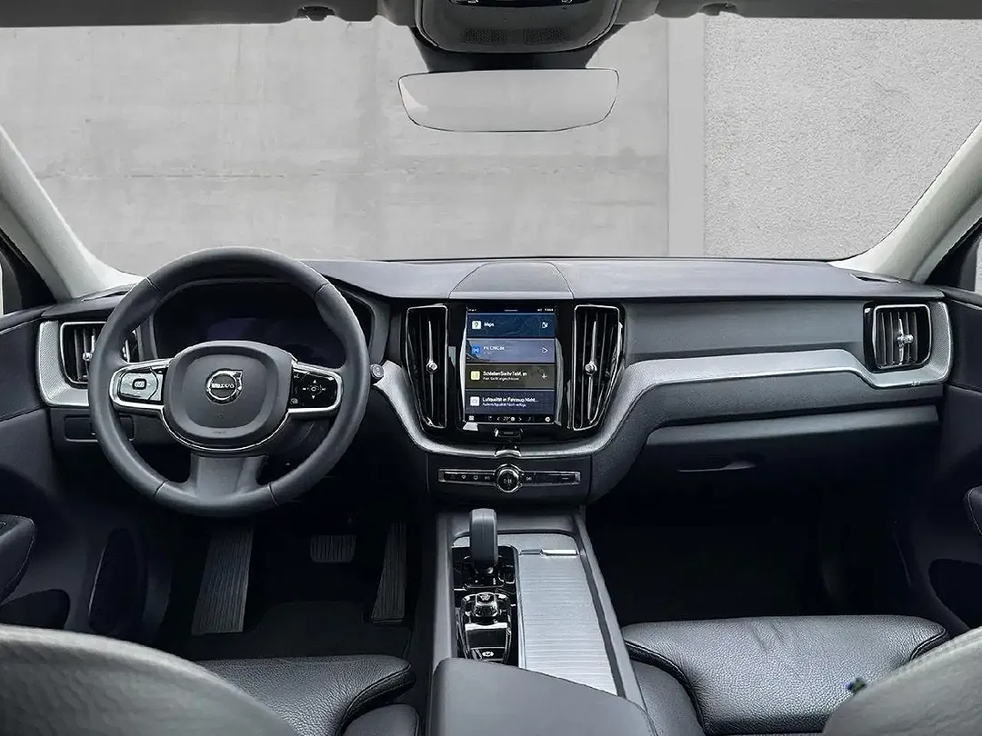 Volvo XC60 B4 Plus Bright - Thumbnail 5