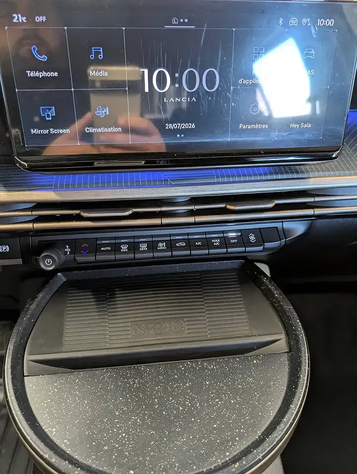 Lancia Ypsilon 1.2 Turbo MHEV Edizione Cassina - Thumbnail 13