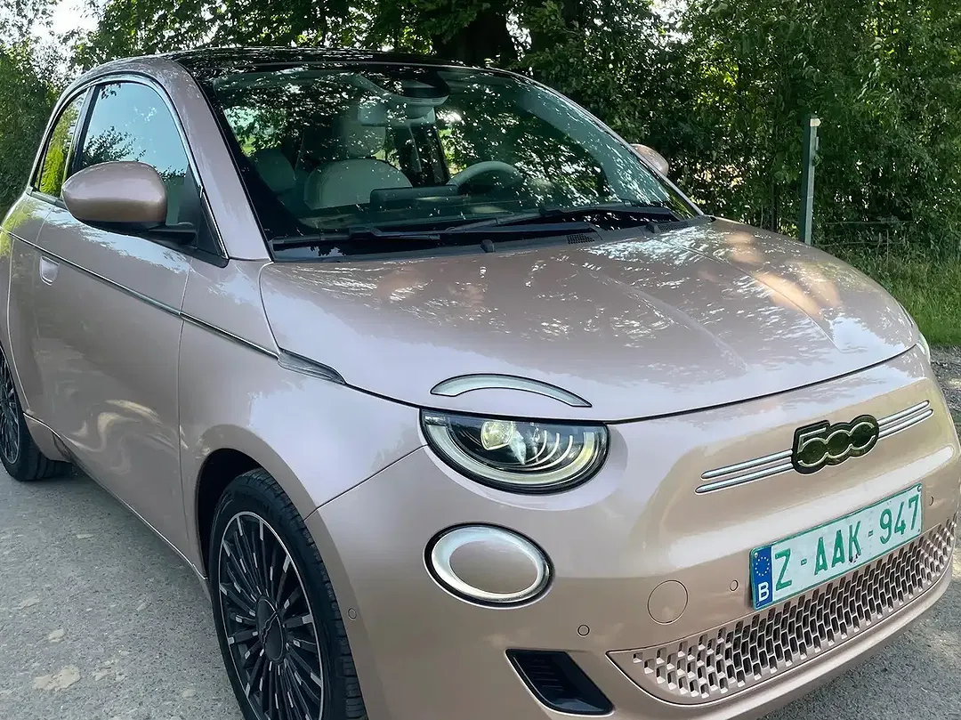 Fiat 500e La Prima - Thumbnail 3