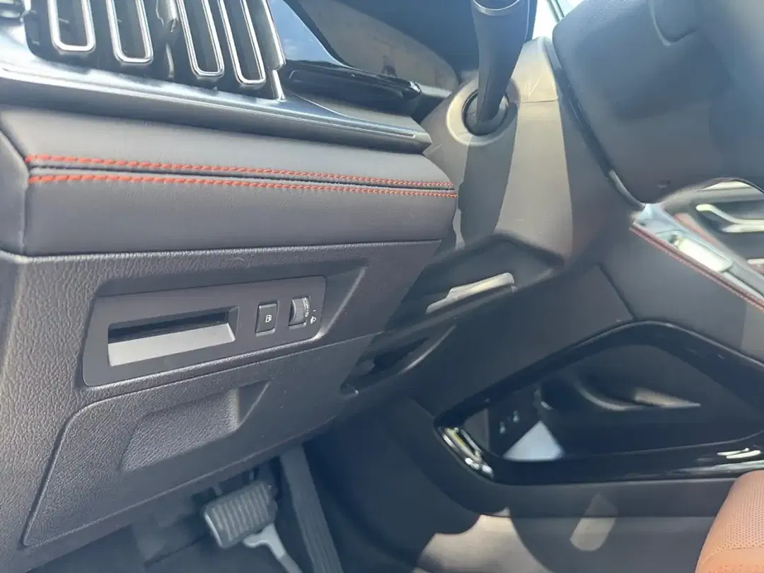 BYD Seal U 160 kW 1.5 PHEV Comfort - foto 25