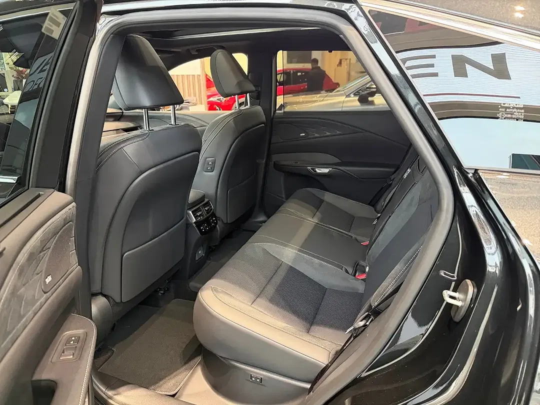 Lexus RX 450h PHEV - foto 14