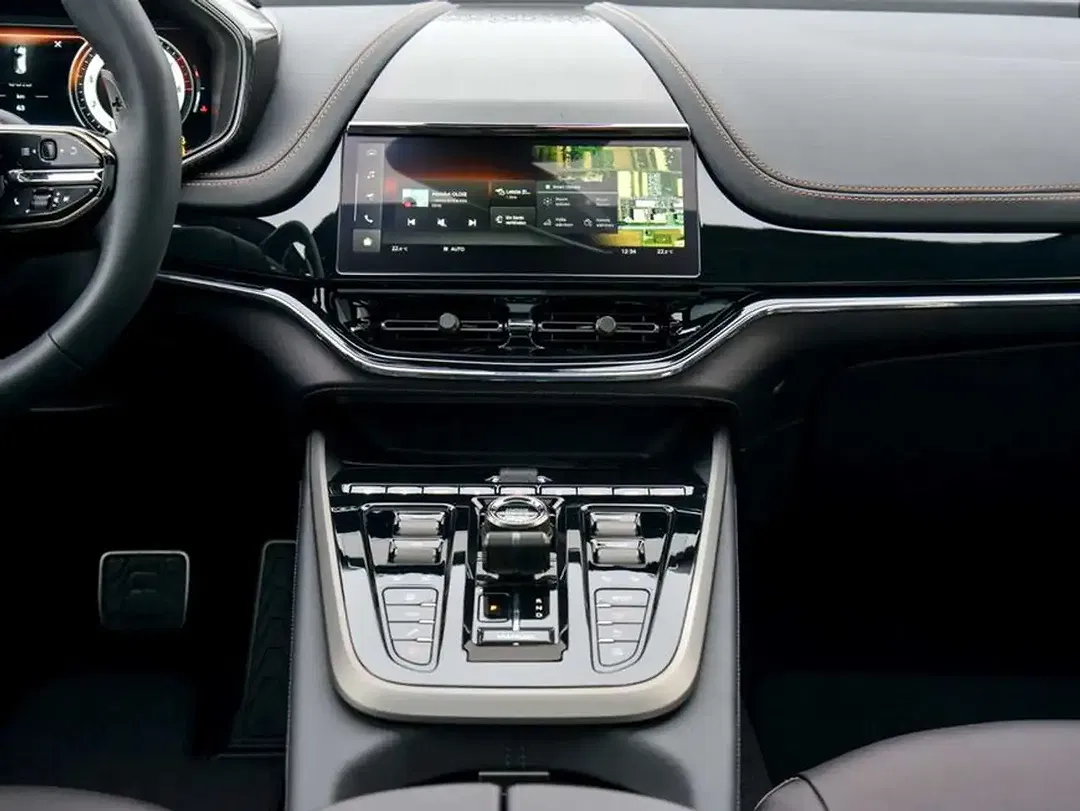 Aston Martin DBX 707 - Thumbnail 9