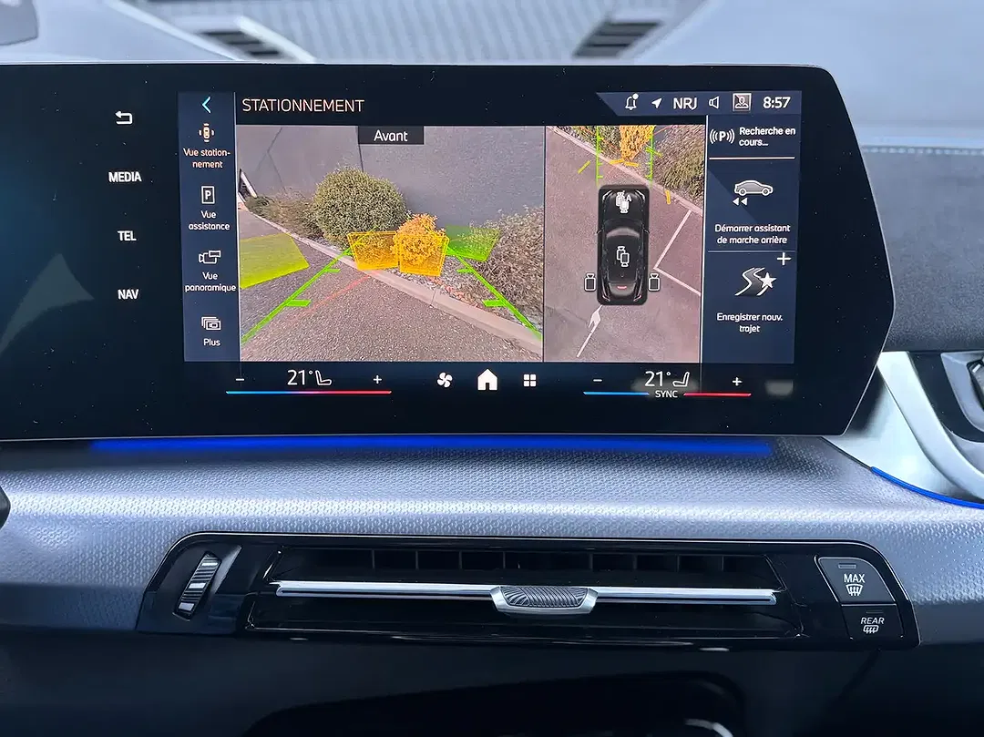 BMW iX2 eDrive M Edition - Thumbnail 7