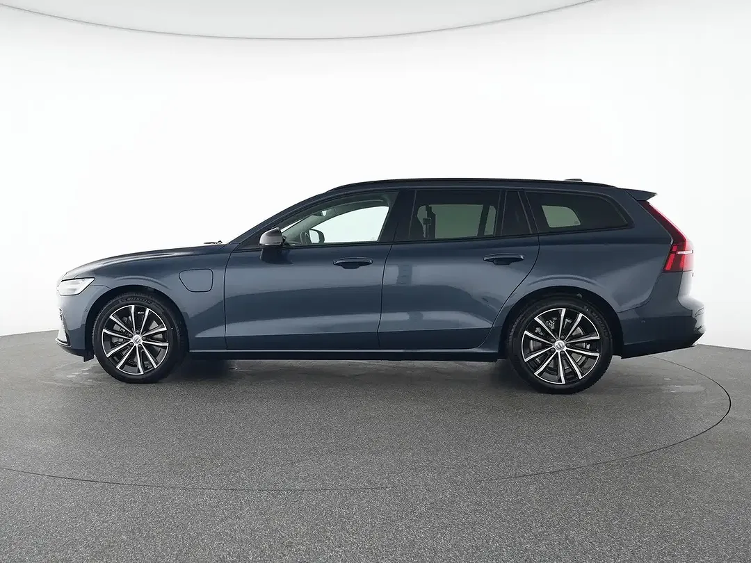 Volvo V60 T8 PHEV Hybrid AWD Plus Dark - Thumbnail 11