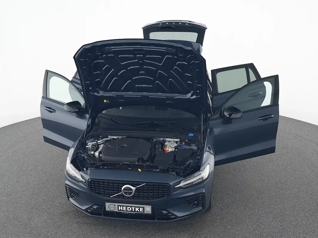 Volvo V60 T8 PHEV Hybrid AWD Plus Dark - Thumbnail 13