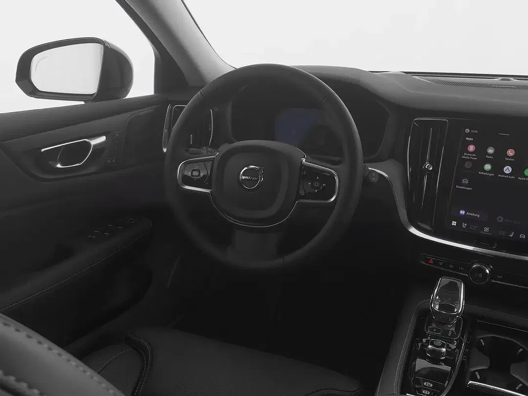 Volvo V60 T8 PHEV Hybrid AWD Plus Dark - Thumbnail 4
