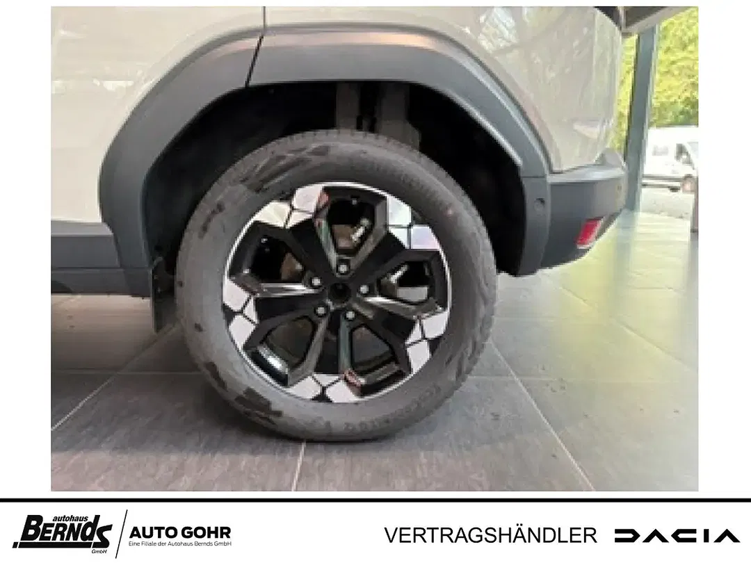 Dacia Duster Hybrid Extreme - Thumbnail 8
