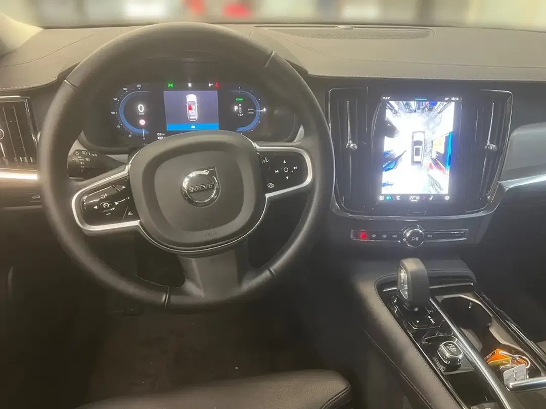 Volvo V90 T6 PHEV Hybrid AWD Plus Dark - Thumbnail 9