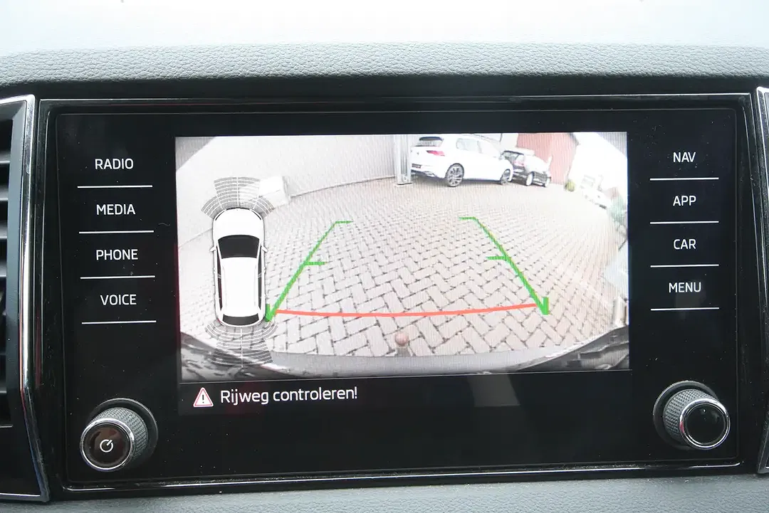 Skoda Karoq 1.0 TSI Ambition - Thumbnail 12