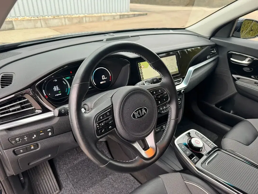 Kia Niro Vision - Thumbnail 8