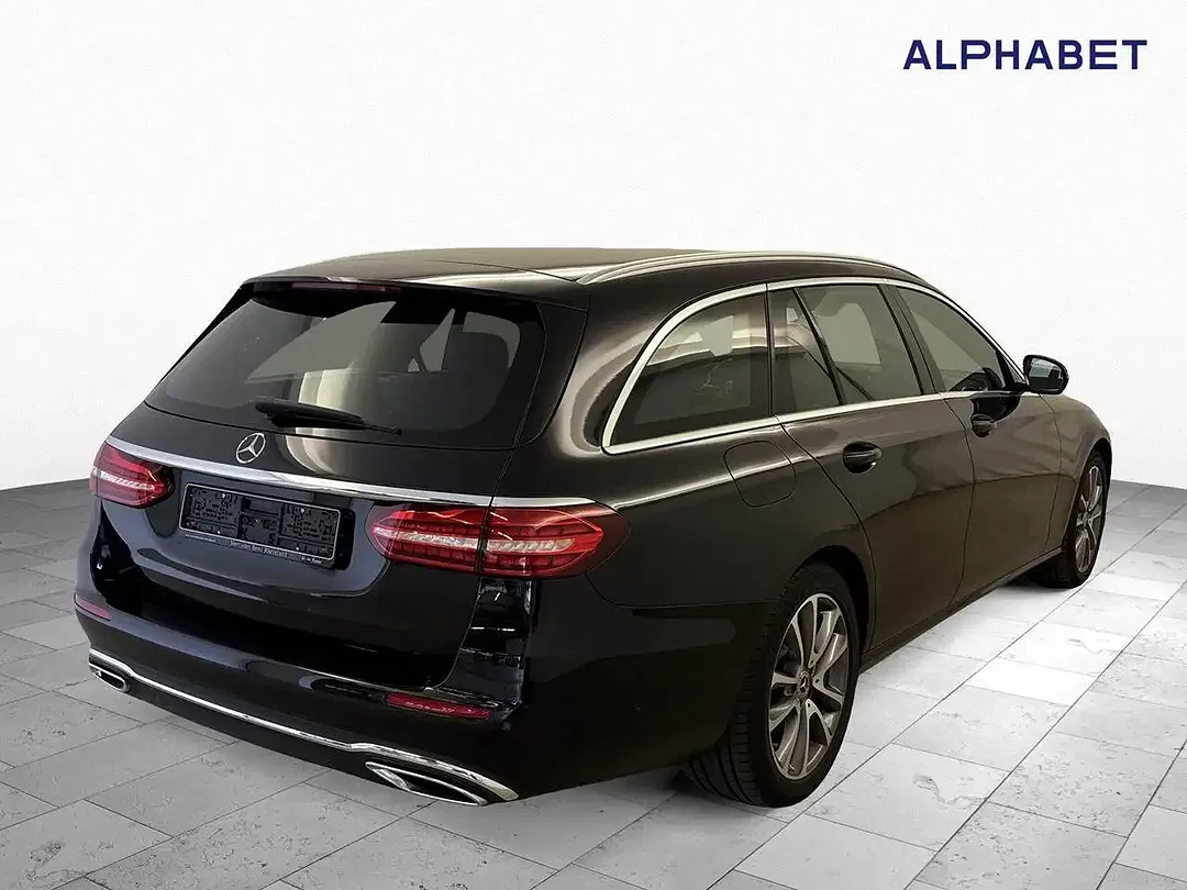 Mercedes-Benz E 220 AIRMATIC Burmester Avantgarde - Thumbnail 2
