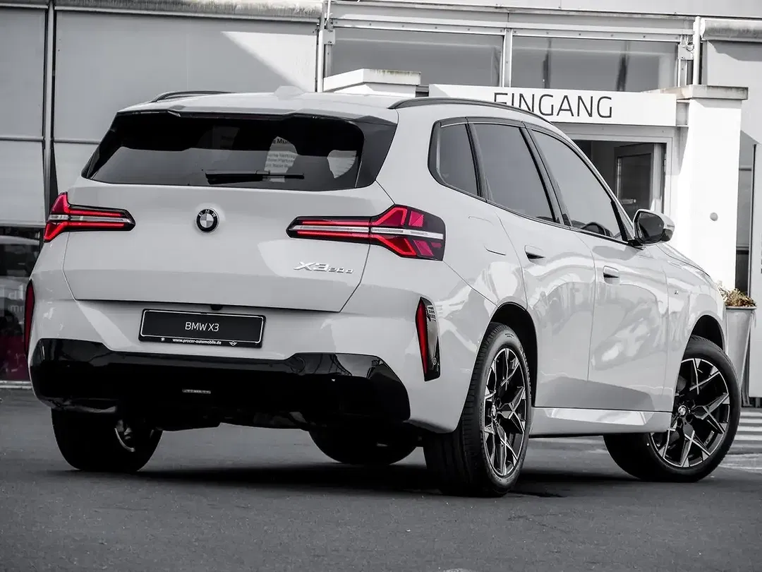 BMW X3 xDrive M - Thumbnail 2