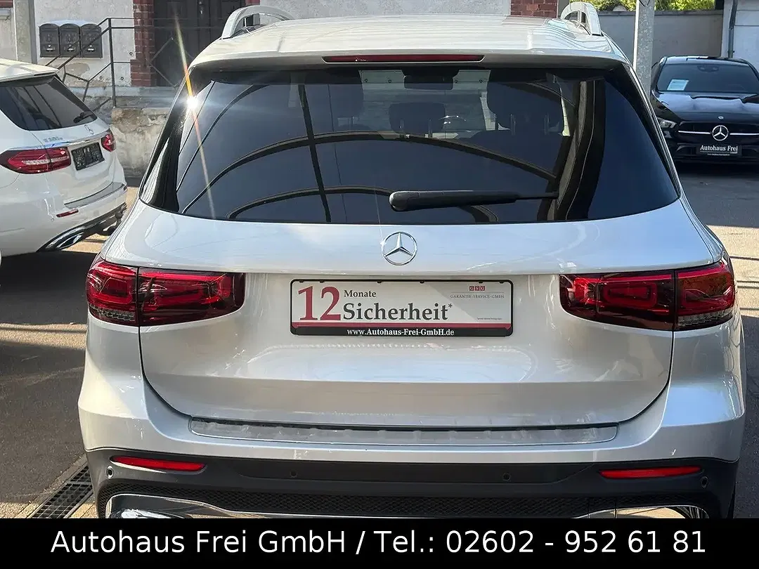 Mercedes-Benz GLB 200 AMG - Thumbnail 12