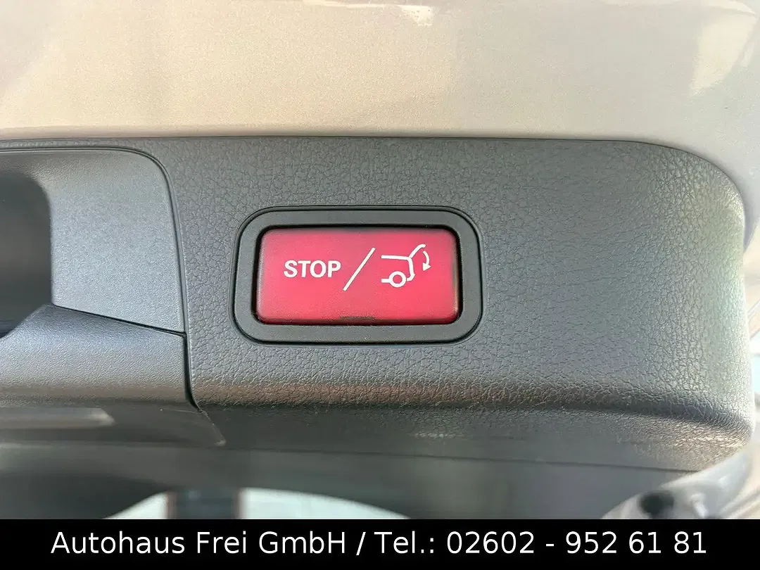 Mercedes-Benz GLB 200 AMG - Thumbnail 9