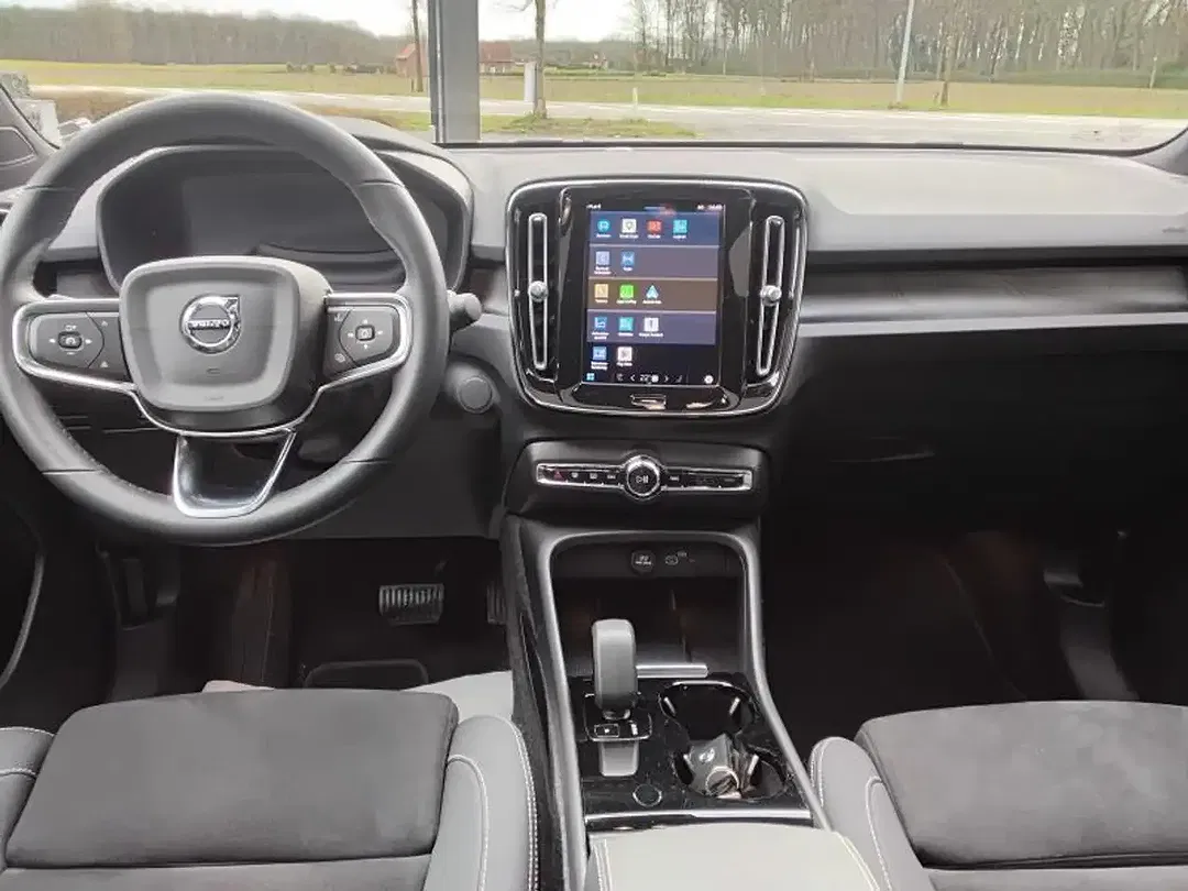 Volvo C40 Recharge - Thumbnail 6