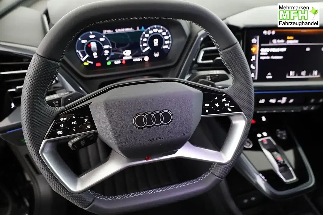 Audi Q4 e-tron 45 quattro Matrix LED Base S line - Thumbnail 7