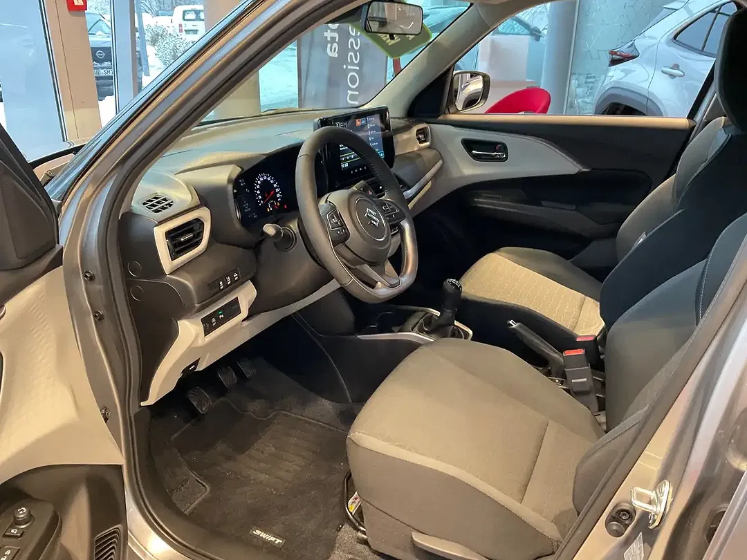 Suzuki Swift 1.2 Dualjet AllGrip Comfort - Thumbnail 12
