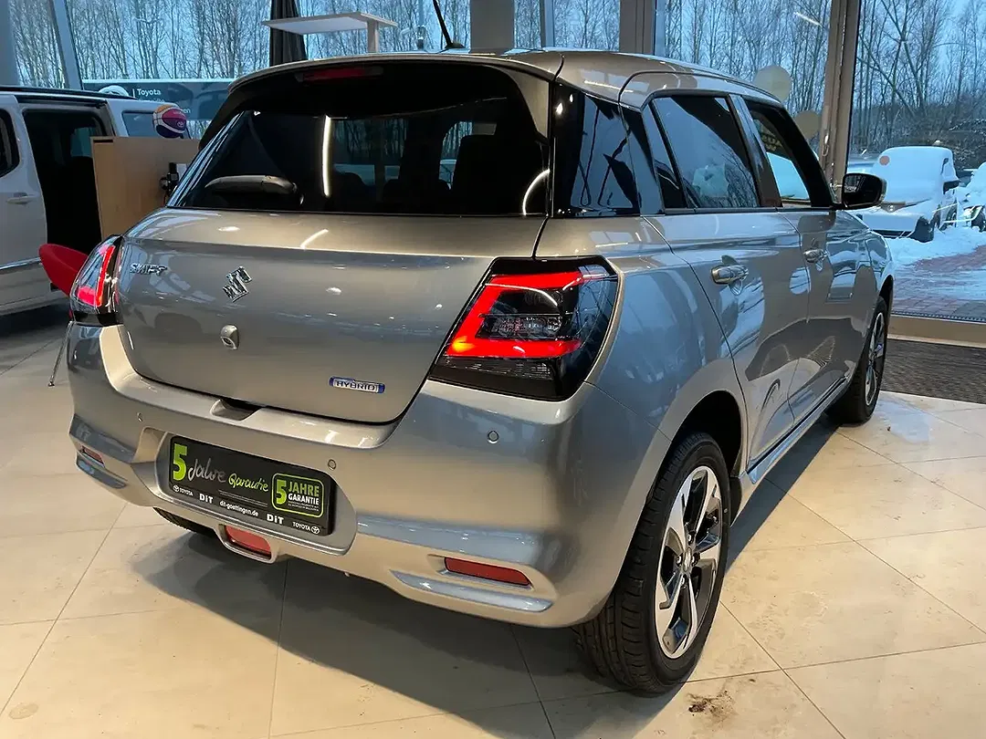 Suzuki Swift 1.2 Dualjet AllGrip Comfort - Thumbnail 7