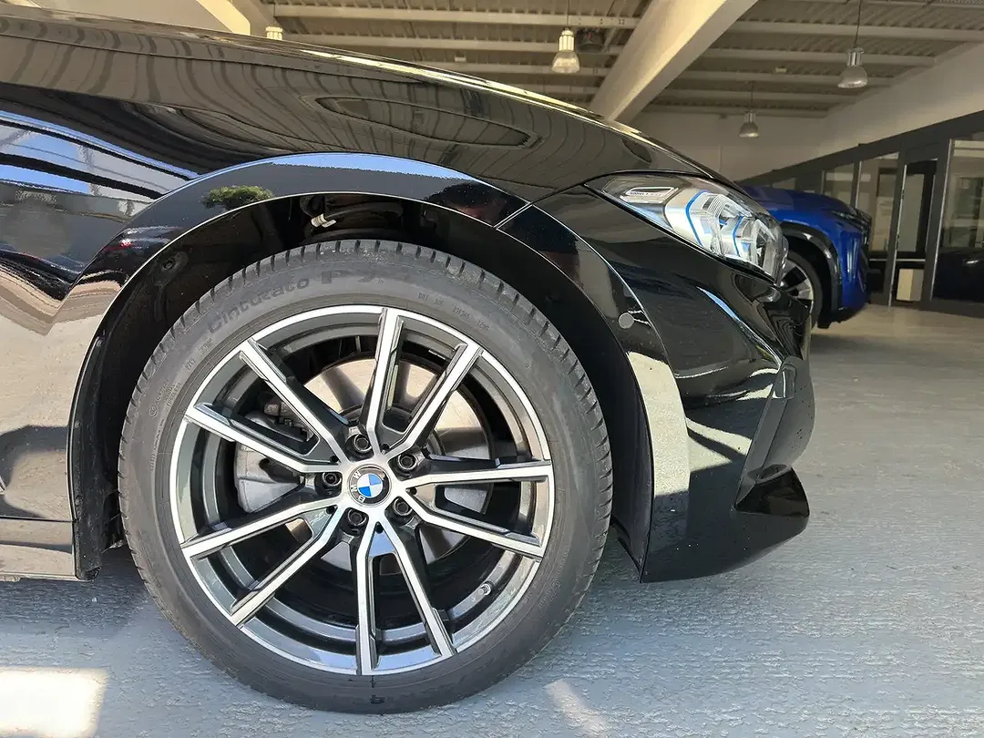 BMW 330 - Thumbnail 11