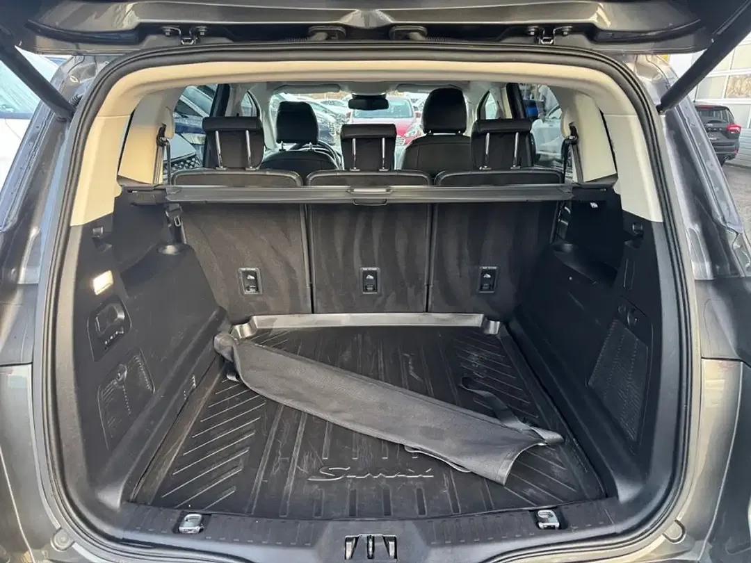 Ford S-Max 2.0 EcoBlue AUT Vignale - Thumbnail 9
