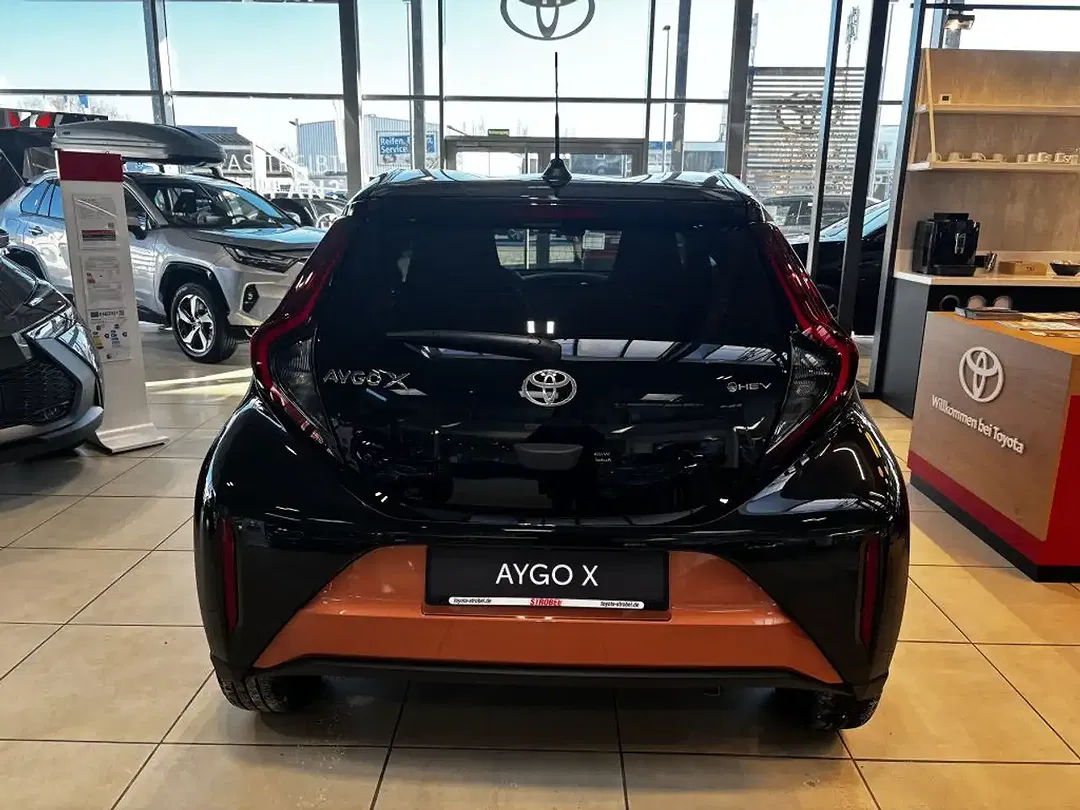 Toyota Aygo X 1.5 Hybrid Teamplayer - Thumbnail 5