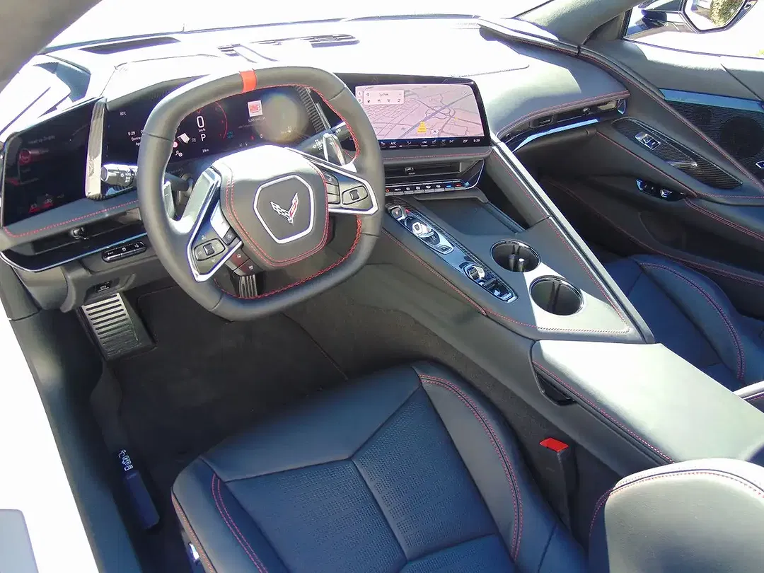 Corvette C8 Convertible 3LT - Thumbnail 12
