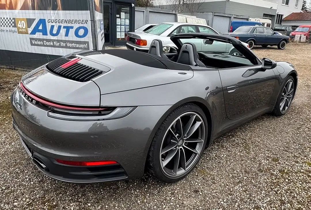 Porsche 911 Carrera Cabriolet - Thumbnail 6