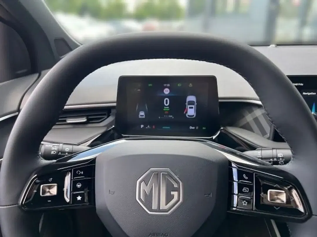 MG MG3 Luxury - Thumbnail 10
