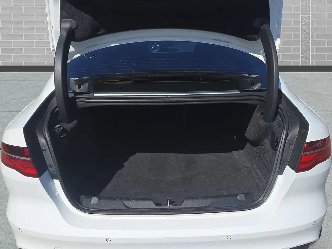 Jaguar XE D180 4x4 S - foto 15